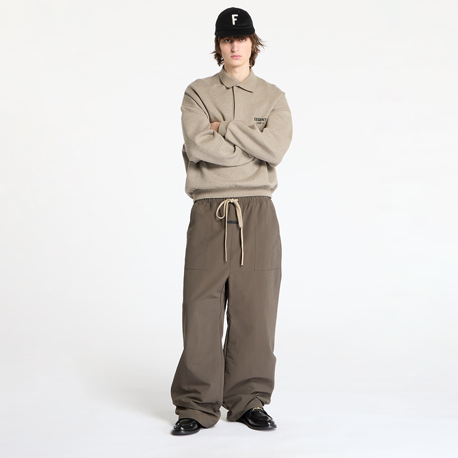 Kelnės Fear Of God ESSENTIALS Military Nylon Utility Pant Brown