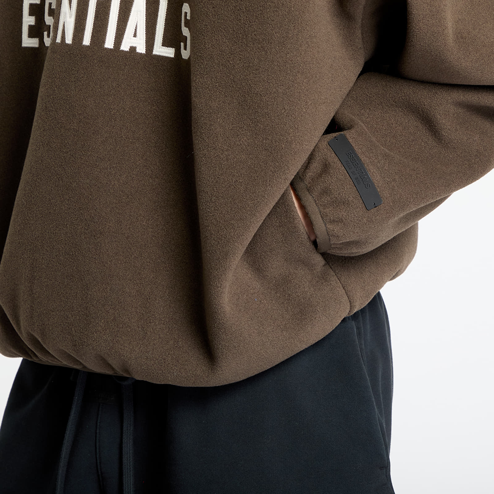 Sweatjacken und Sweatshirts Fear Of God ESSENTIALS Brushed Hoodie Brown