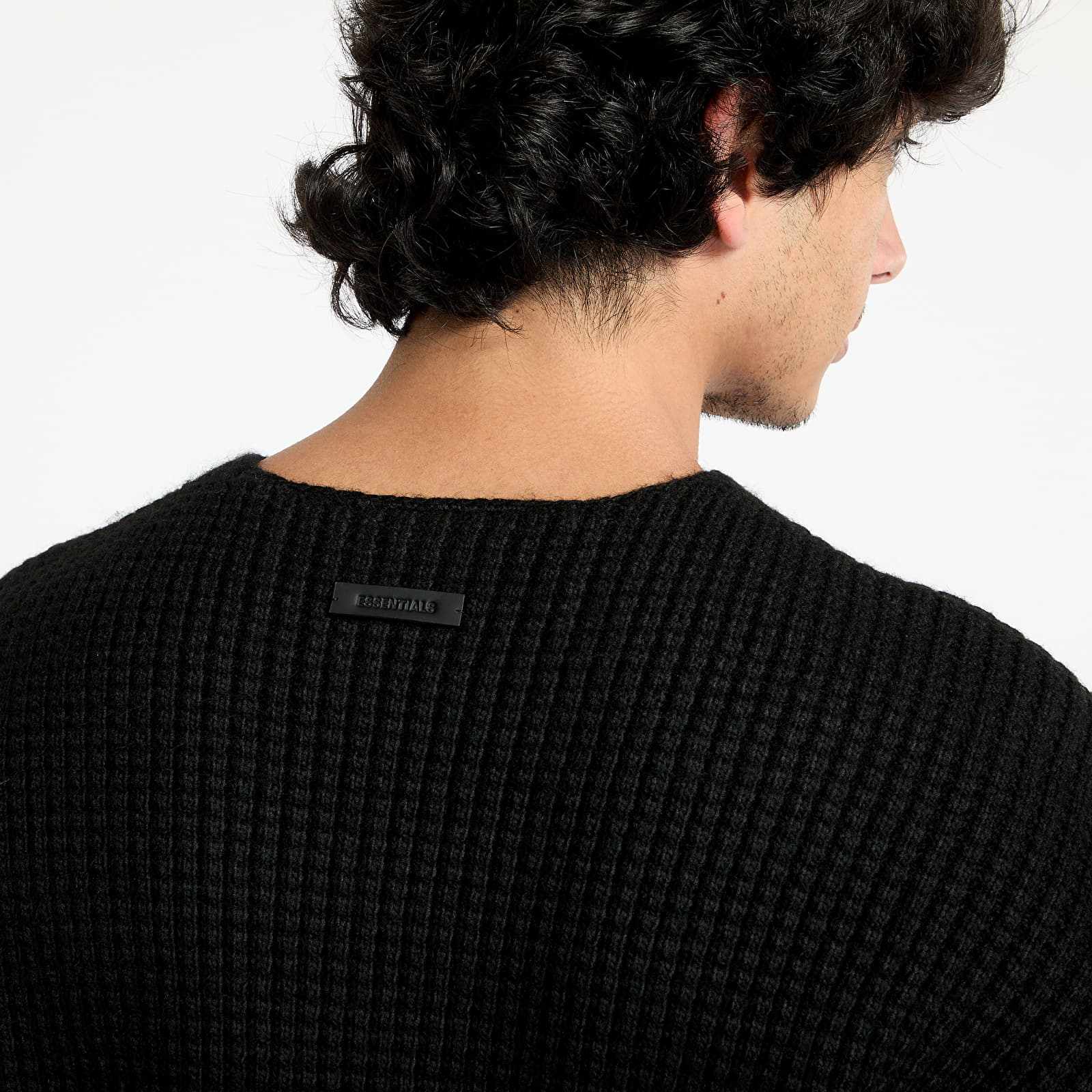 Pleteni puloverji  Fear Of God ESSENTIALS Heavy Waffle Crewneck Sweater Black