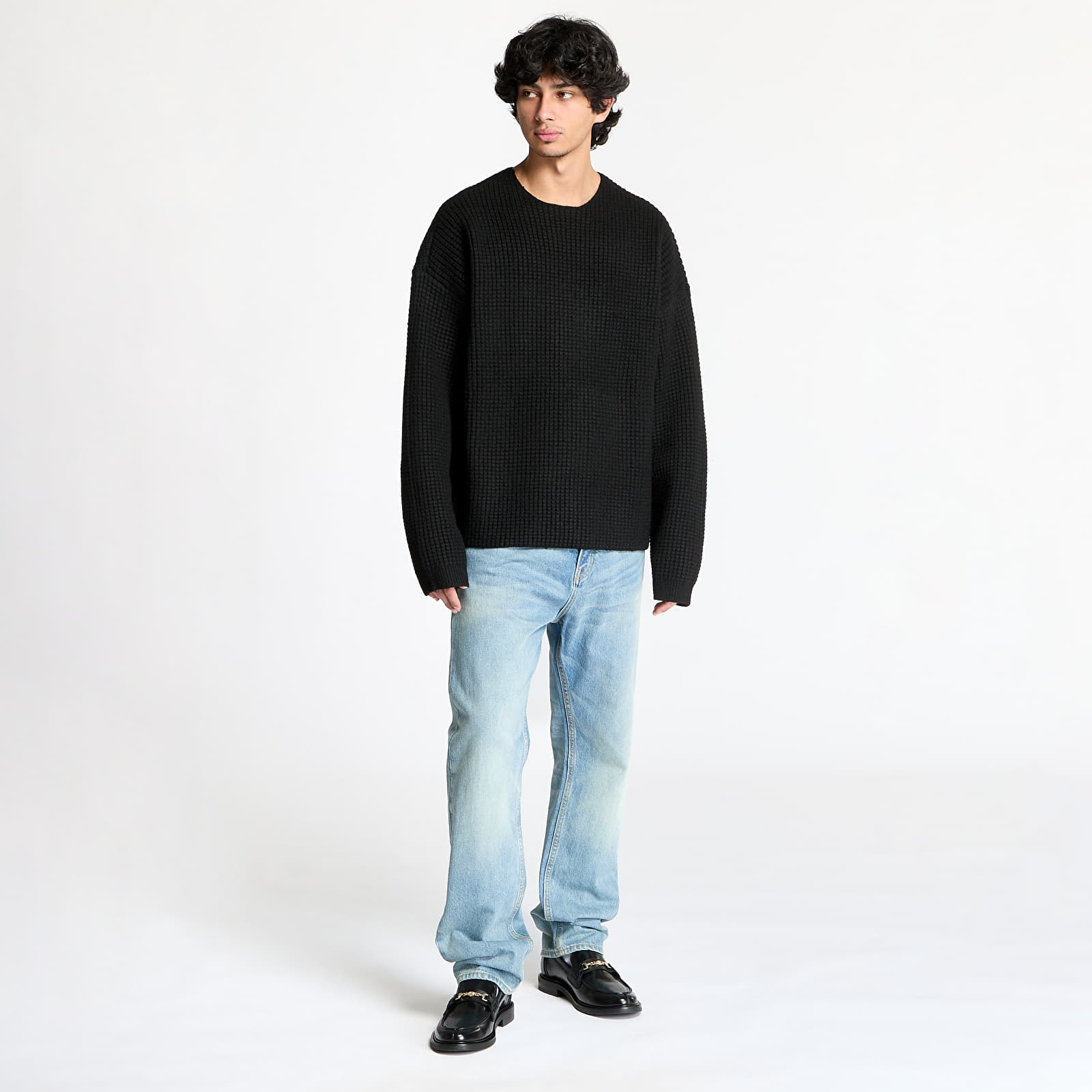 Pleteni puloverji  Fear Of God ESSENTIALS Heavy Waffle Crewneck Sweater Black