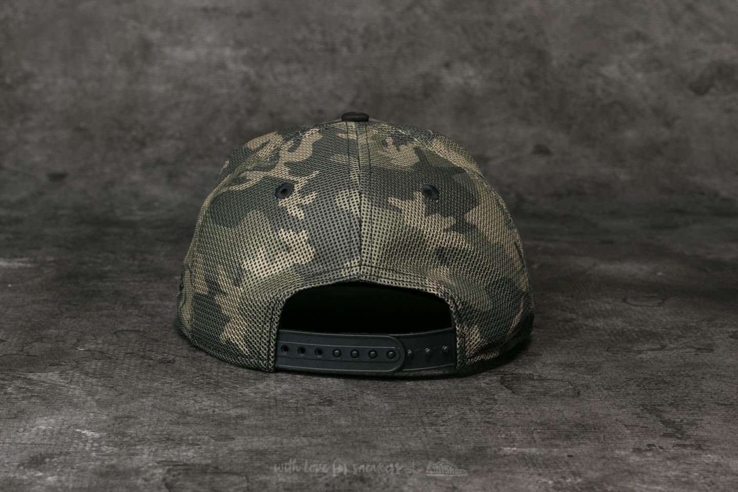 Шапки New Era 9Fifty MLB Mesh Overlay New York Yankees Cap Camo/ Black