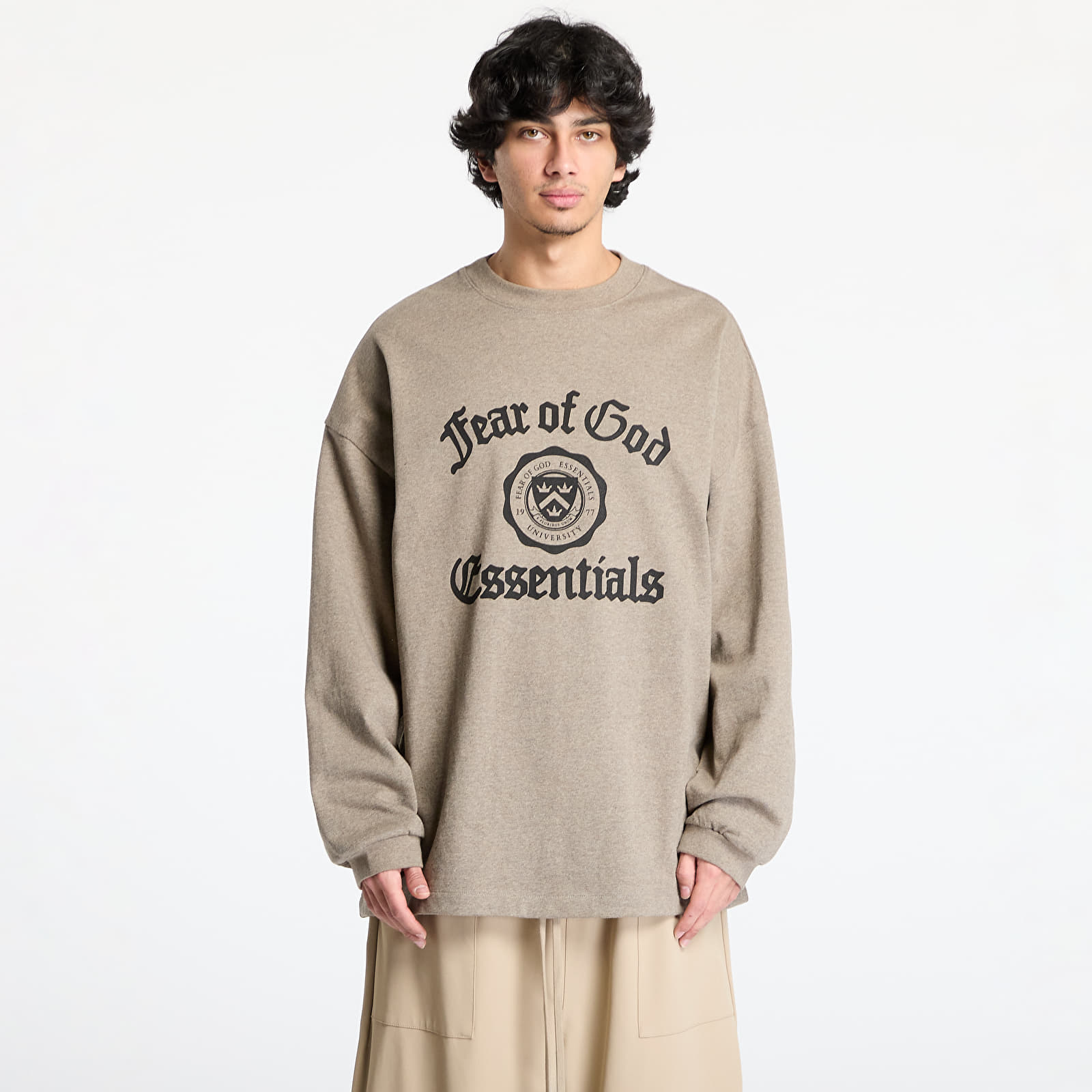 T-Shirts Fear Of God ESSENTIALS Heavy Longsleeve Tee Heather Gray