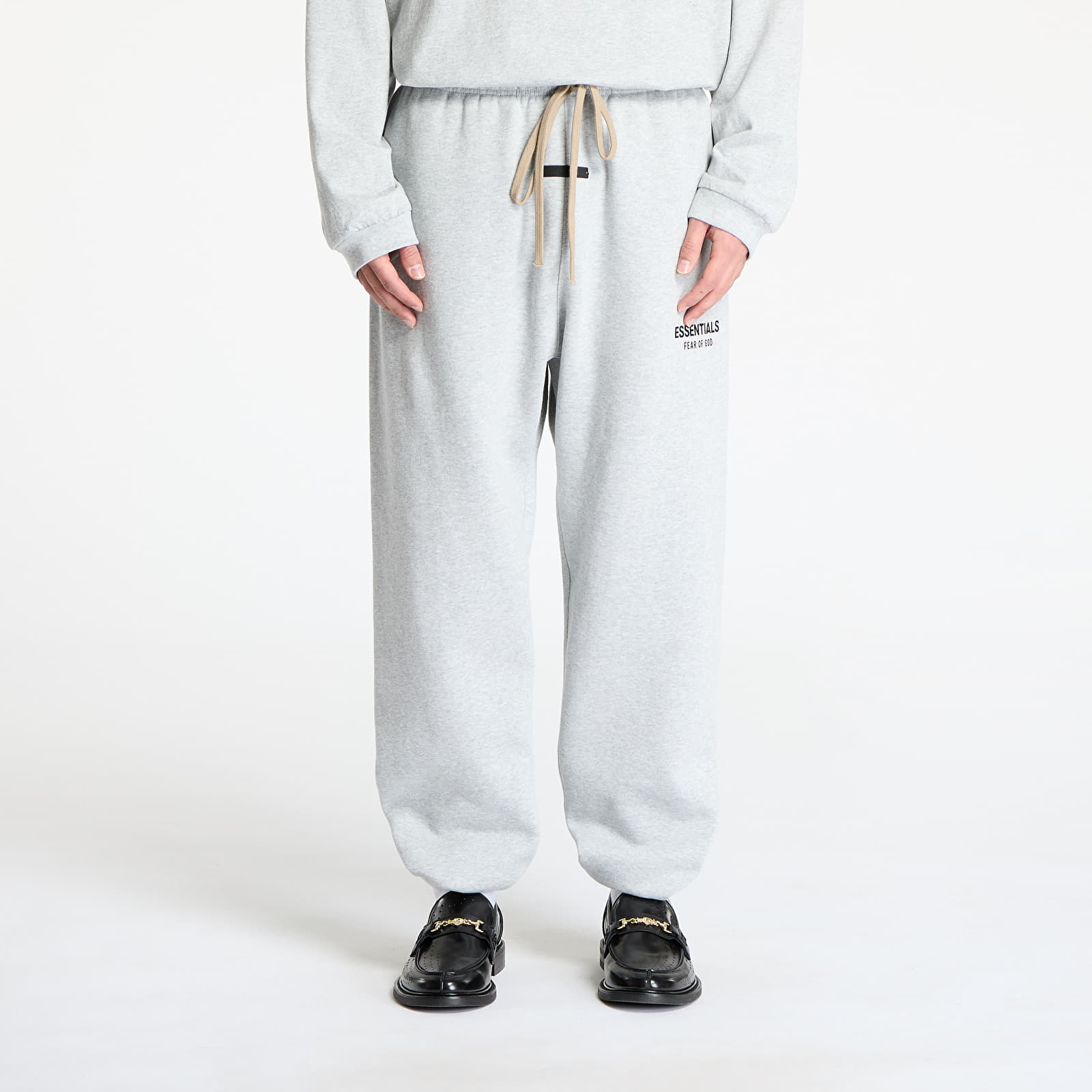 Tepláky Fear Of God ESSENTIALS Fleece Essential Sweatpant Light Heather Gray