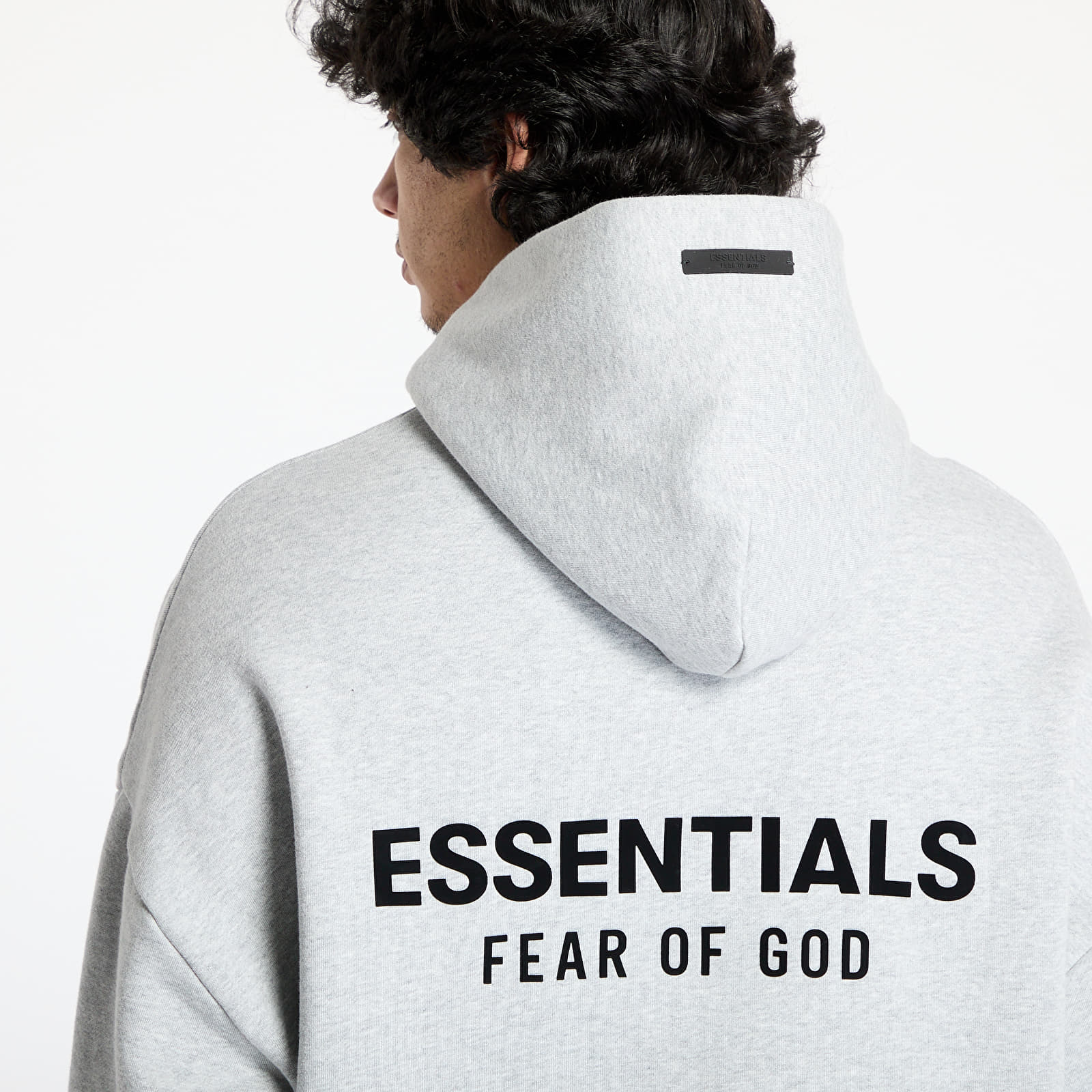 Džemperiai su gobtuvais ir džemperiai Fear Of God ESSENTIALS Fleece Hoodie Light Heather Gray