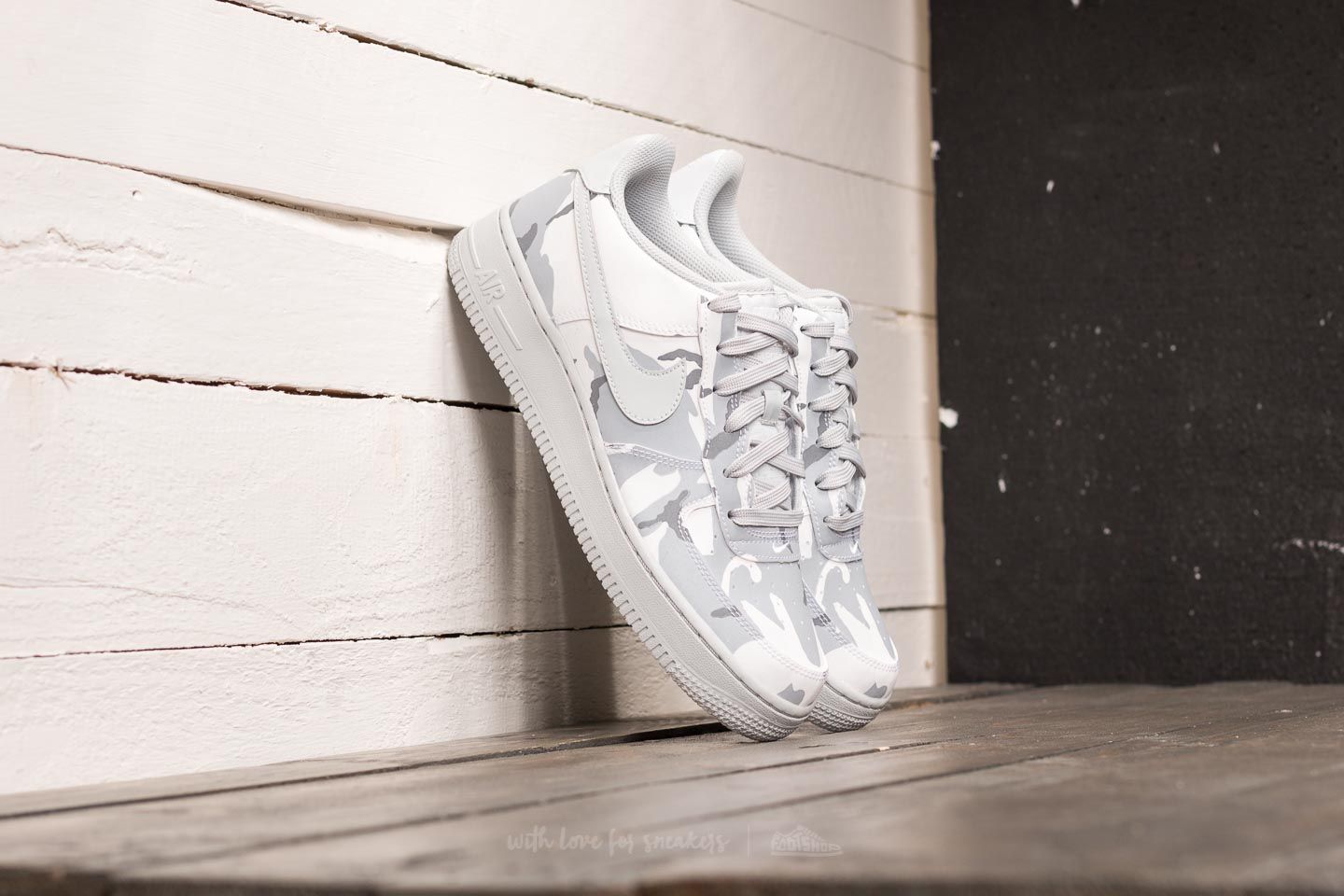 Women's shoes Nike Air Force 1 LV8 (GS) White/ Pure Platinum-Wolf Grey