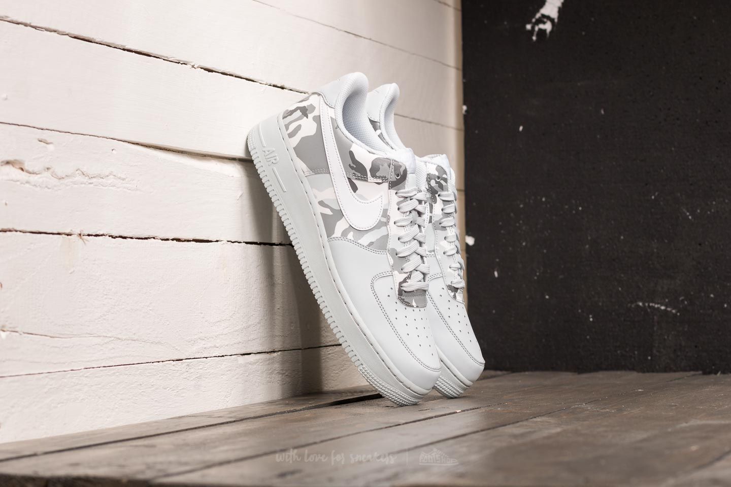 Air force 1 platinum camo store