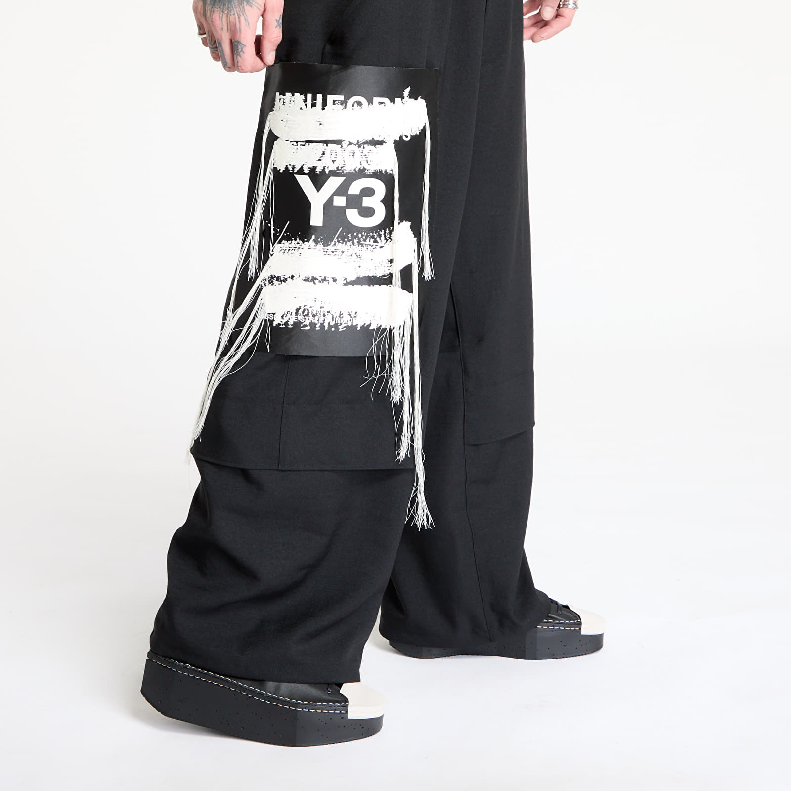 Pants and jeans Y-3 Sport Uniform Patch Trousers Black