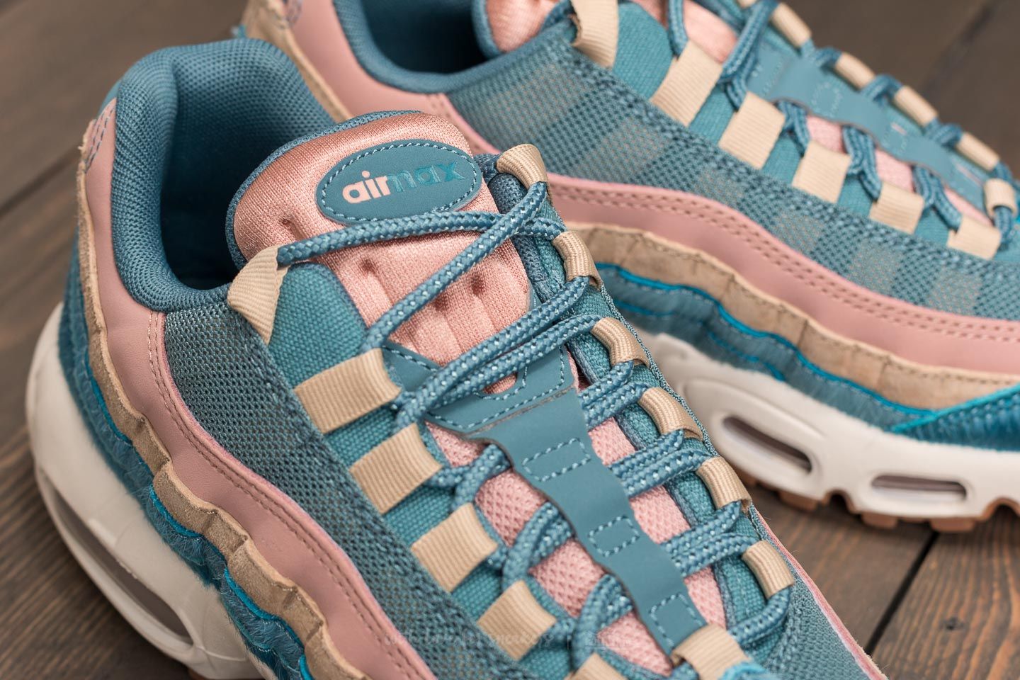 Air max 95 lx smokey blue hot sale