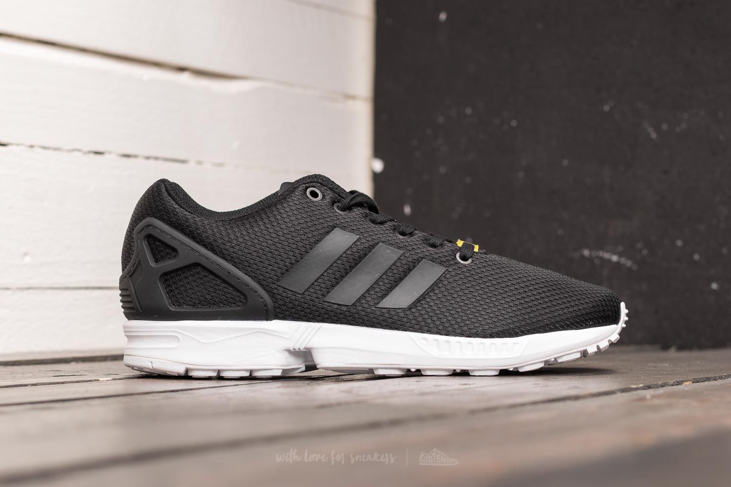 Men s shoes adidas ZX Flux Black 1 Black 1 White Footshop