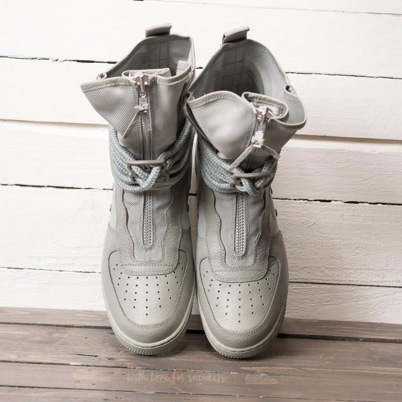 Încălțăminte și sneakerși pentru bărbați Nike SF Air Force 1 Hi