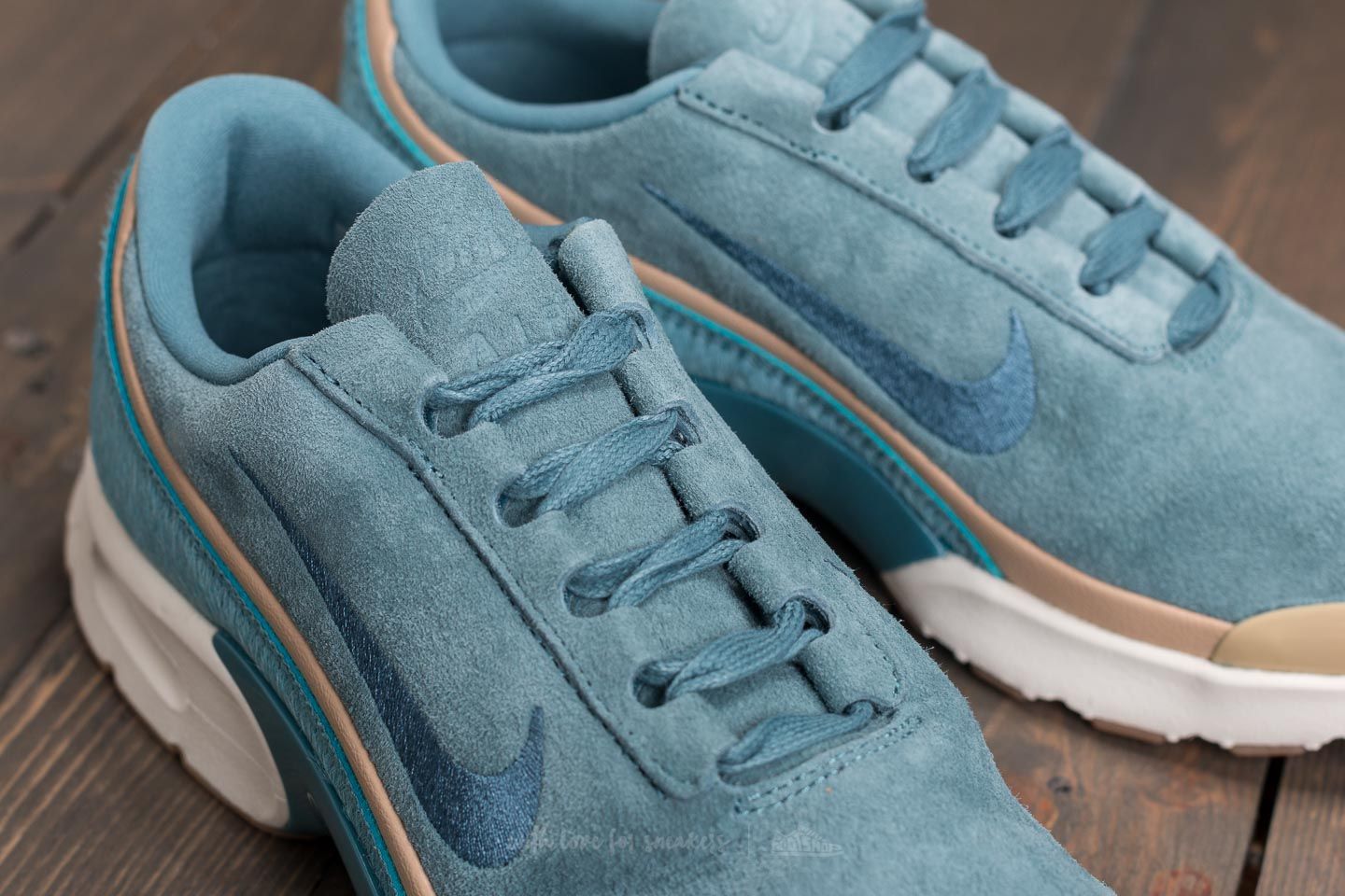 Women s shoes Nike W Air Max Jewell LX Smokey Blue Smokey Blue Footshop