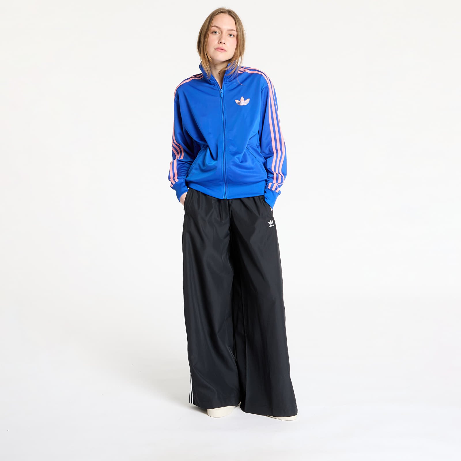 Bluzy adidas Firebird Adicolor Classic Loose Tracktop Blue/ Semi Pink Spark