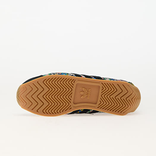 Women's shoes adidas x Liberty London Country Og W Aurora