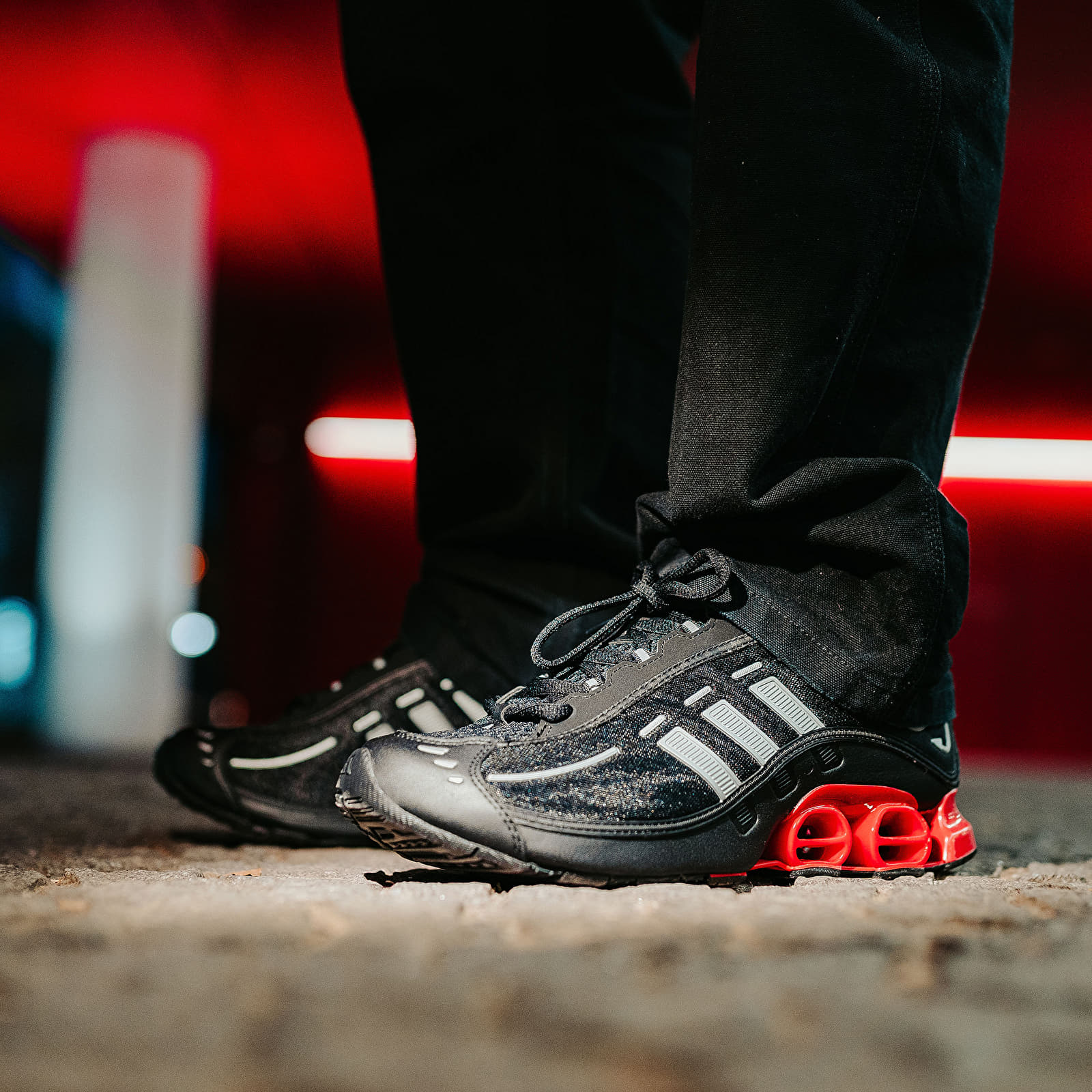 Buty męskie adidas Megaride O1 Core Black/ Better Scarlet/ Carbon