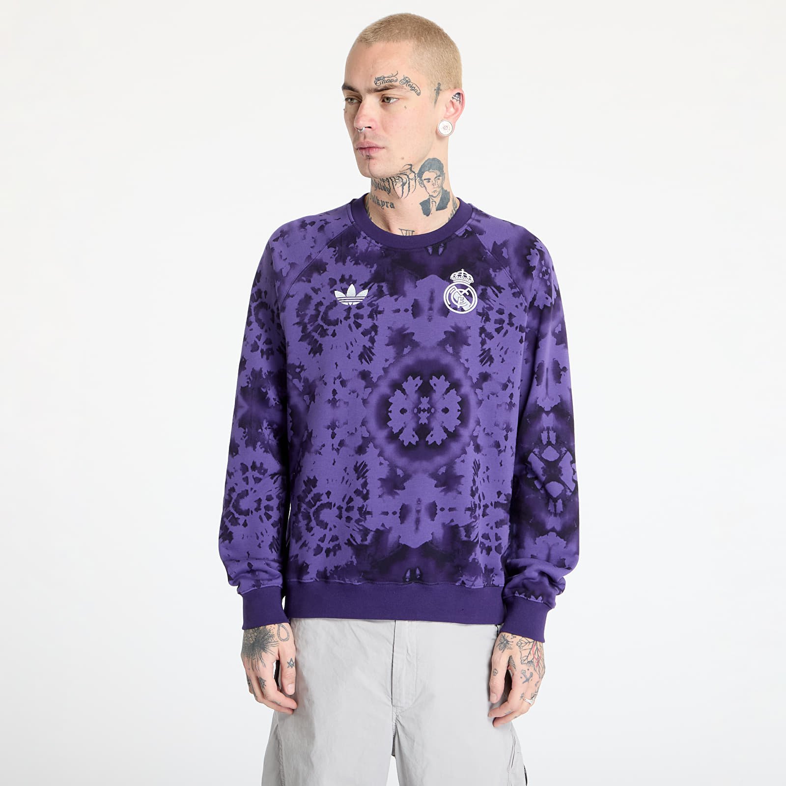 Kapucnis pulóverek és pulcsik adidas Real Madrid Chinese New Year Crew Sweat Purple/ Unity Purple/ Dark Purple