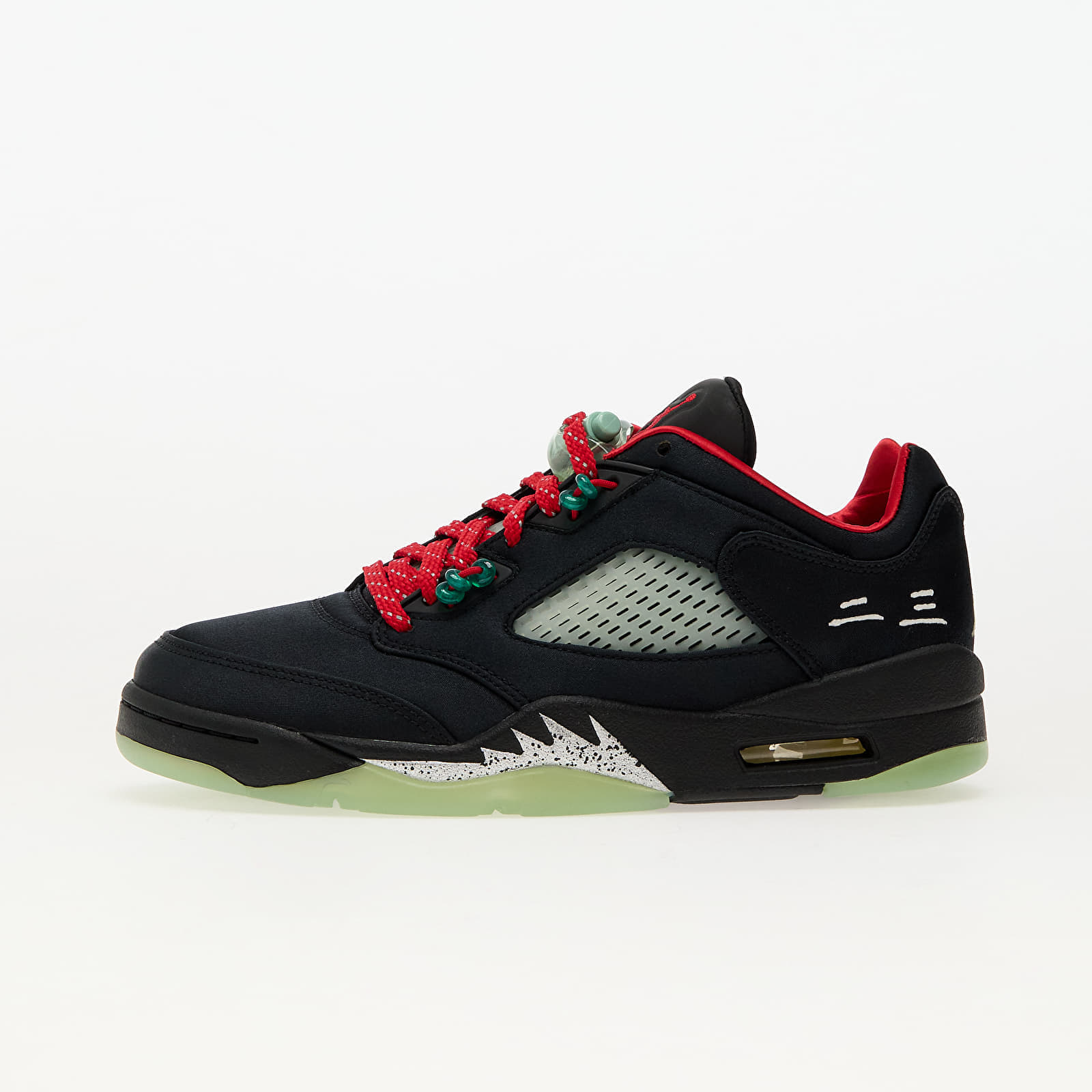 Levně Tenisky Air Jordan 5 Retro Low SP Black/ Classic Jade-Fire Red