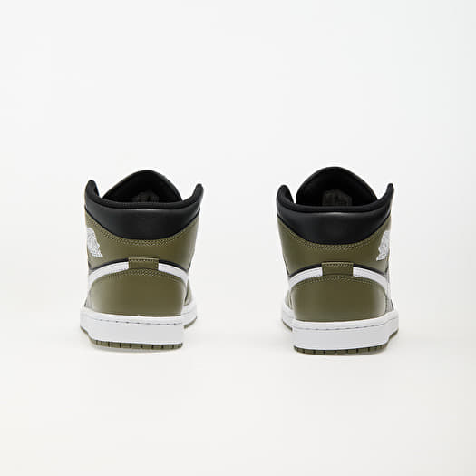 nike air jordan mid black white