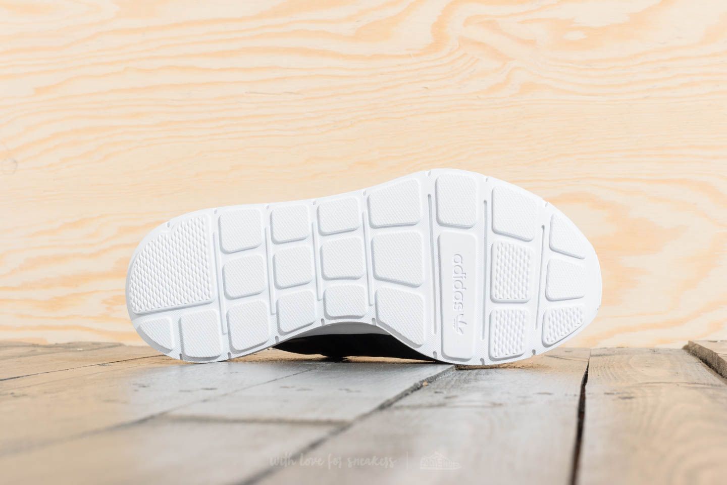 Women's shoes adidas Swift Run W Core Black/ Core Black/ Ftw White