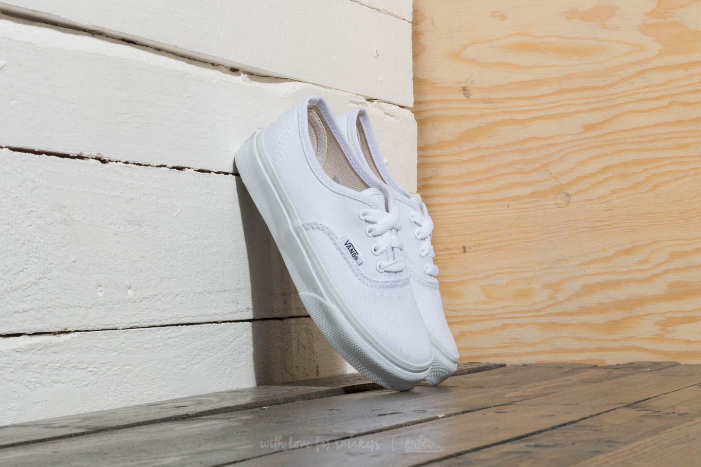 Детски маратонки и обувки Vans Kids AUTHENTIC true White