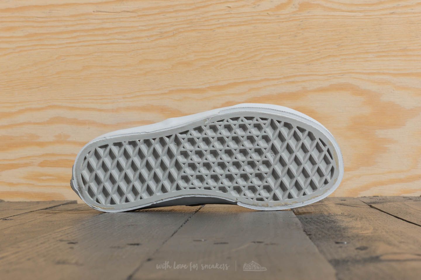 Детски маратонки и обувки Vans Kids AUTHENTIC true White