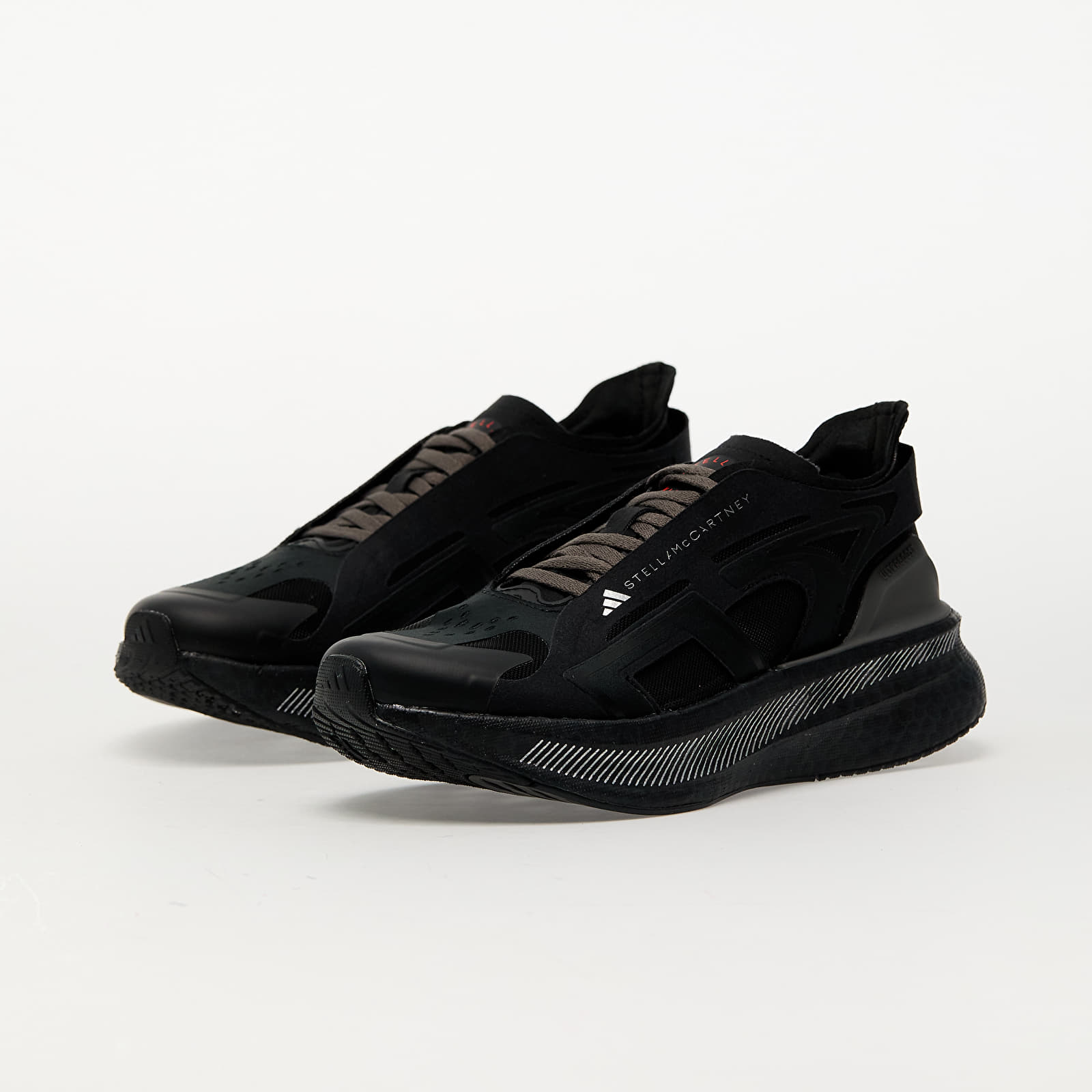 Дамски кецове и обувки adidas x Stella McCartney UltraBOOST 5 Core Black/ Crew Orange/ Charcoal