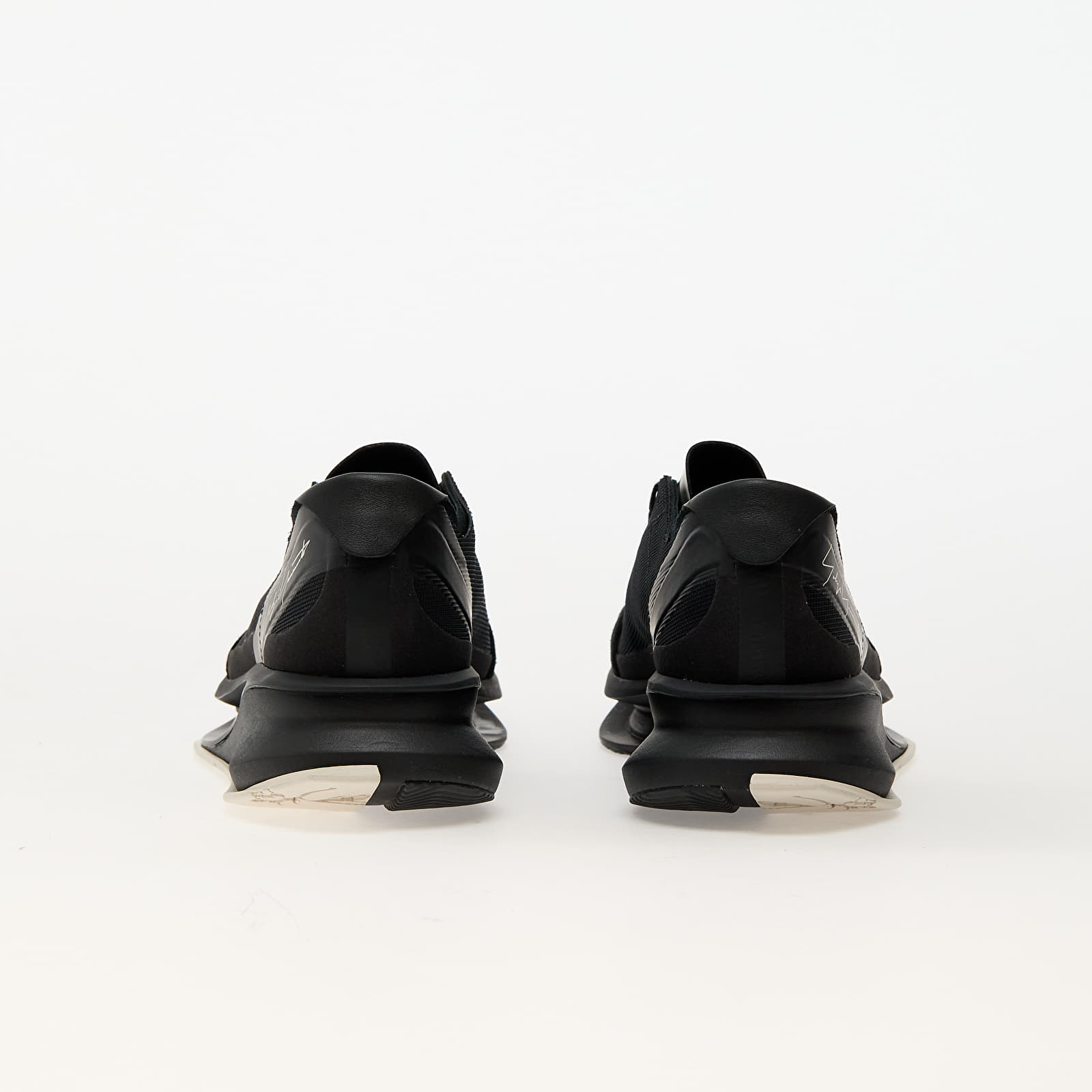 Férfi cipők Y-3 S-Gendo Run Black/ Black/ Talc