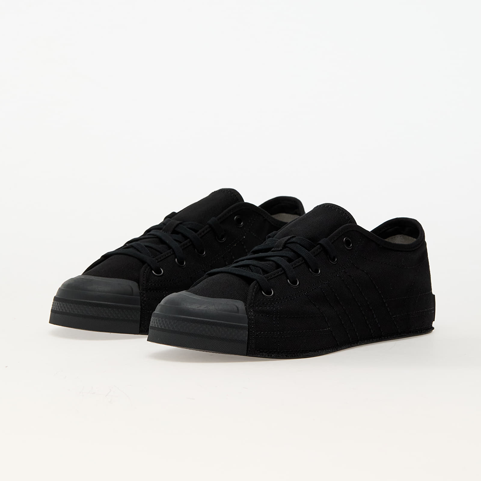 Férfi cipők Y-3 Nizza Lo Black/ Black/ Black
