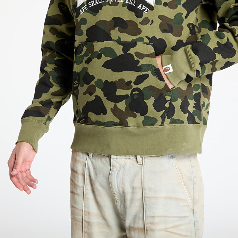 A BATHING APE 1St Camo Bape Pullover Hoodie Green | Footshop