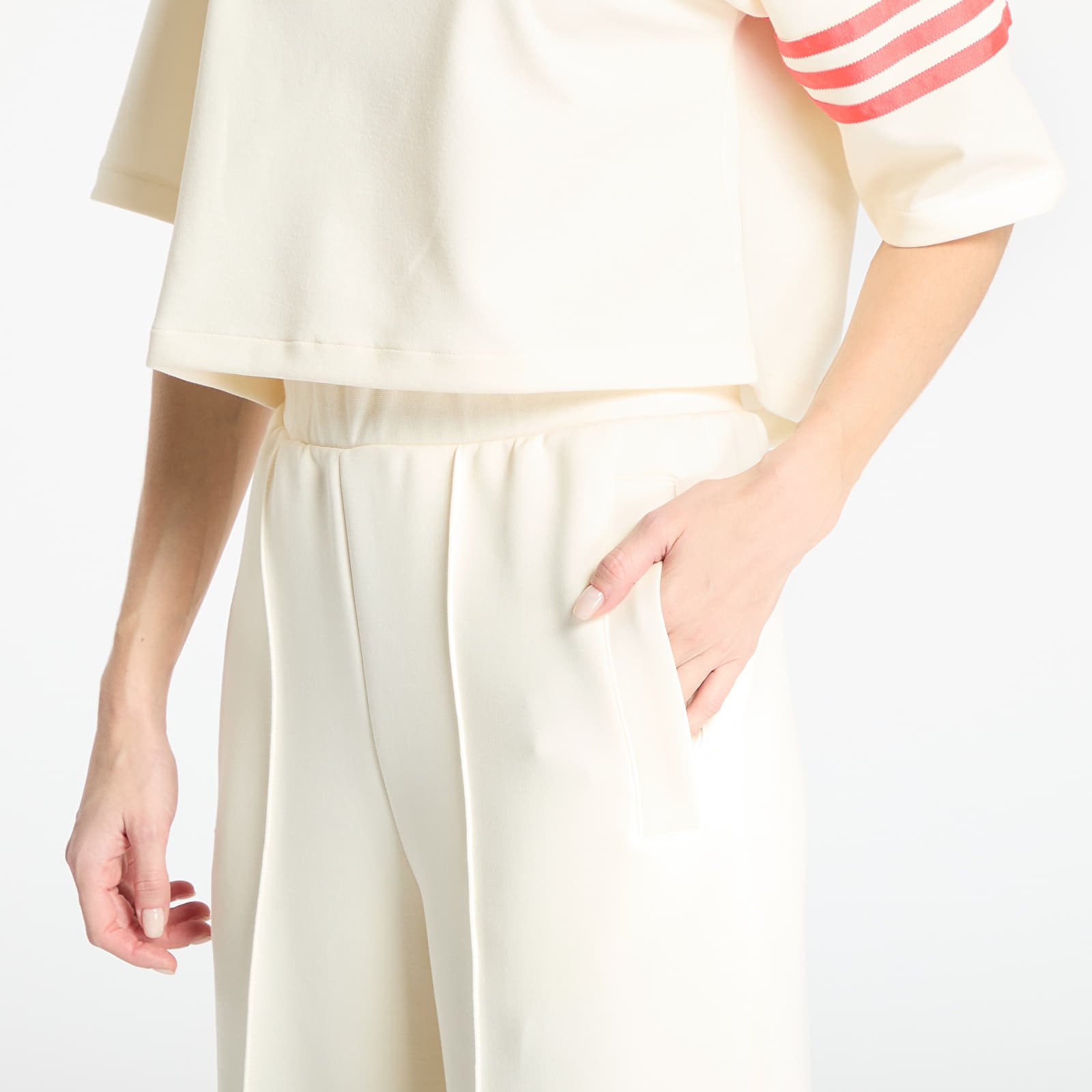 Jogger Pants adidas Adicolor Neuclassics Trackpant Cream White/ Real Coral