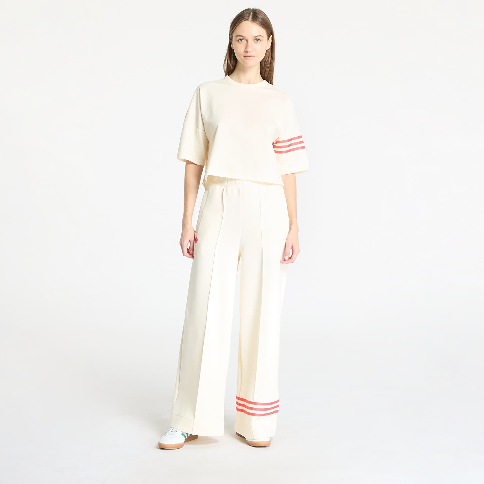 Jogger Pants adidas Adicolor Neuclassics Trackpant Cream White/ Real Coral