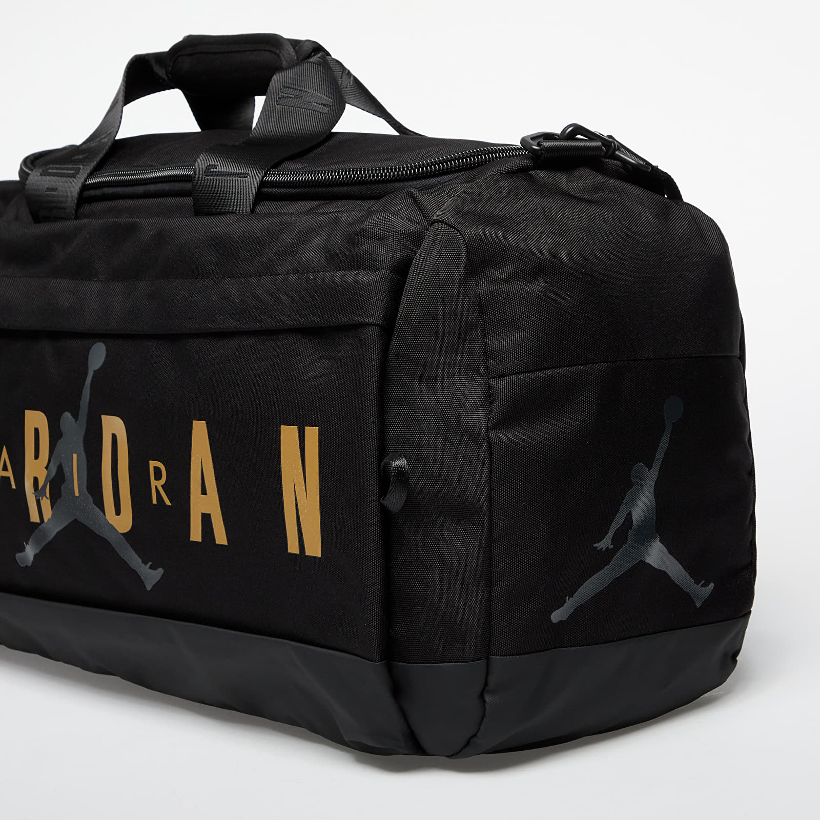 Crossbody-vesker Jordan Jam Velocity Duffle Bag Black/ Gold
