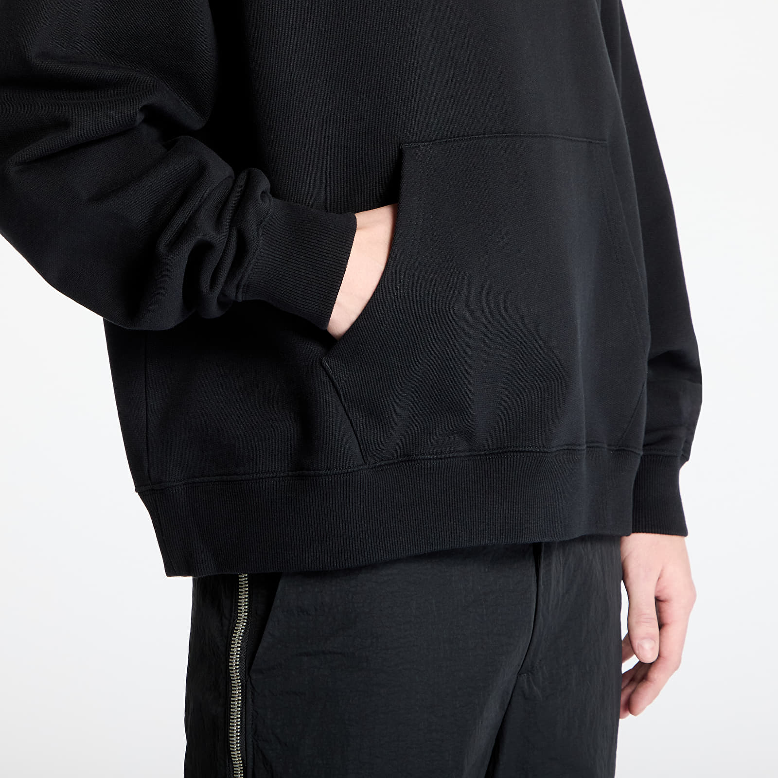 Sweatjacken und Sweatshirts Alyx Studio Essentials Boxy Pullover Hoodie UNISEX Black