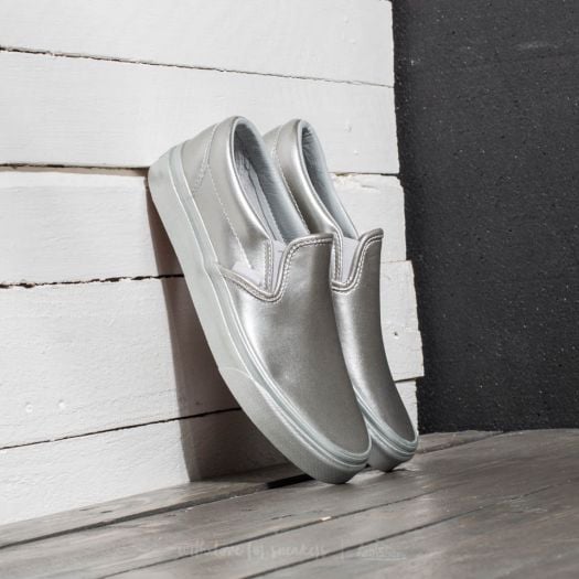 Women s shoes Vans Classic Slip On Metallic Sidewall Silver Footshop