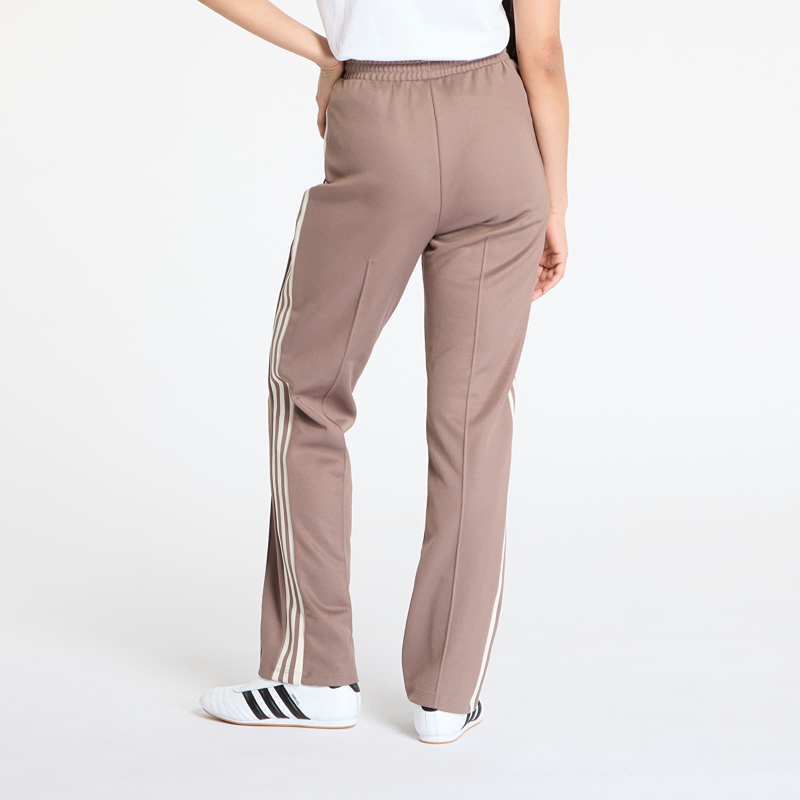 Spodnie dresowe adidas Adicolor Classic Track Pant Regular Tapered Leg Trace Brown/ Wonder White