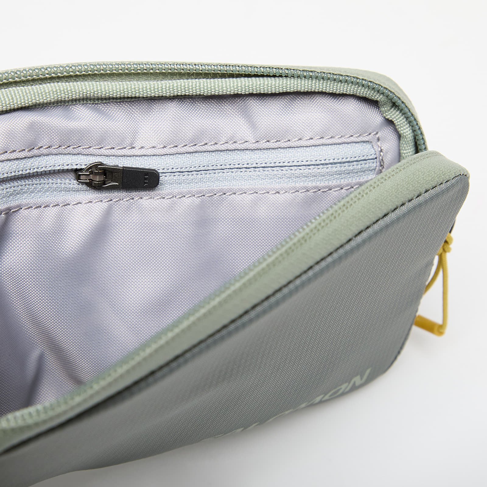 Other accessories Salomon ACS Essentials Case Sedona Sage/ Seagrass