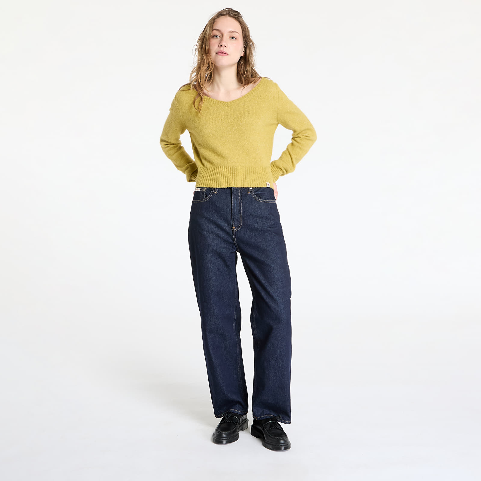 Swetry Calvin Klein Jeans Fluffy Yarn V-Neck Sweater Green