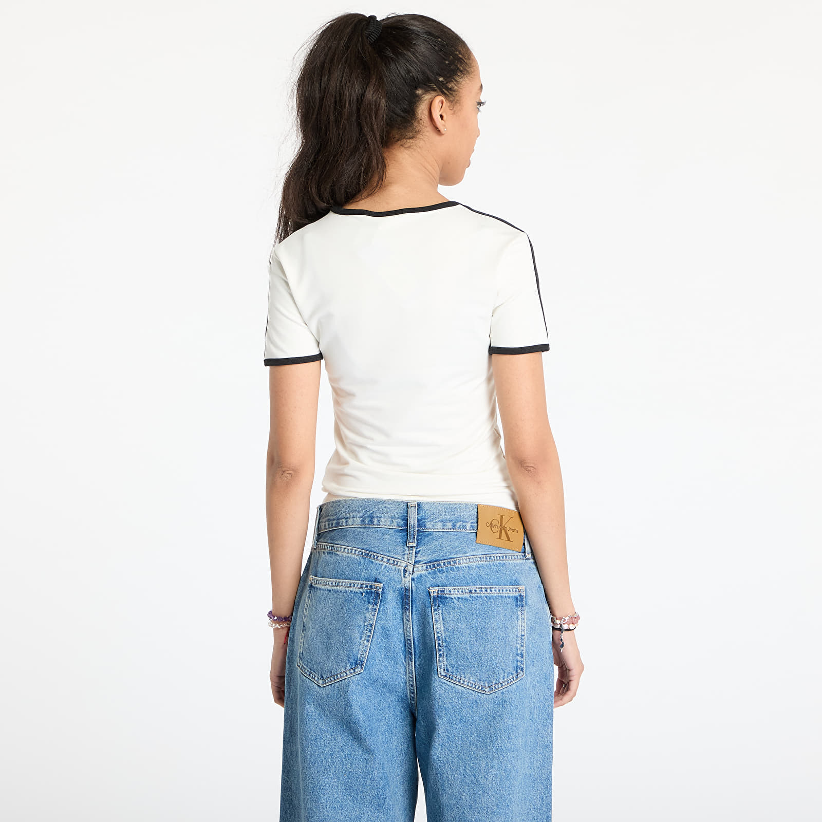 T-shirts adidas Originals 3 Stripes Cali Tee Off White