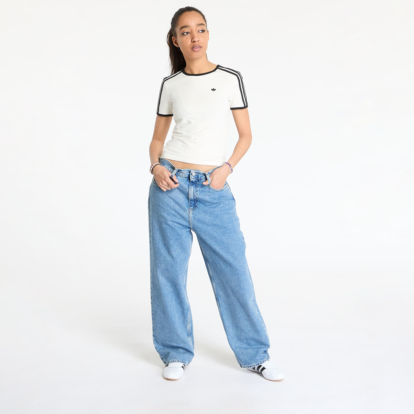 T-shirts adidas Originals 3 Stripes Cali Tee Off White