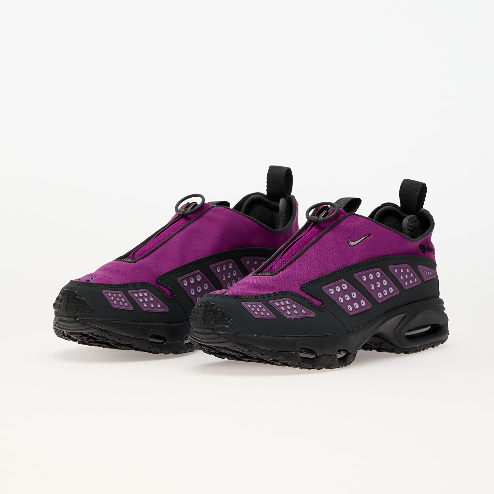Dámské tenisky a boty Nike W Air Max SNDR Gtx Bold Berry/ Dk Smoke Grey-Ghost-Black
