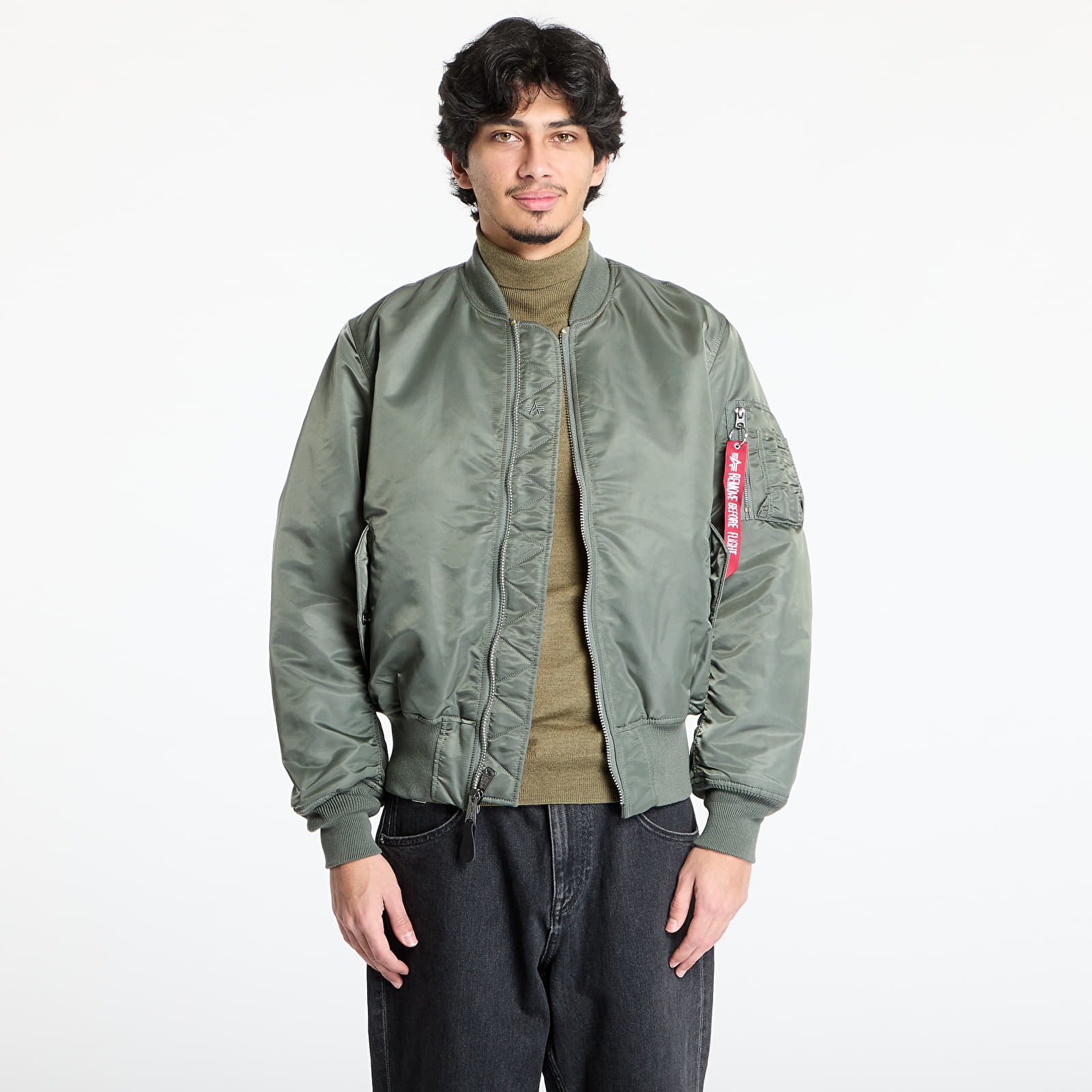 Herrenjacken Alpha Industries Inc. MA-1 Heritage Vintage Green