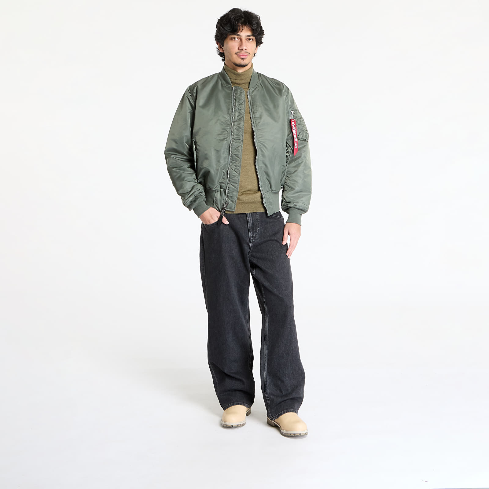 Herrenjacken Alpha Industries Inc. MA-1 Heritage Vintage Green
