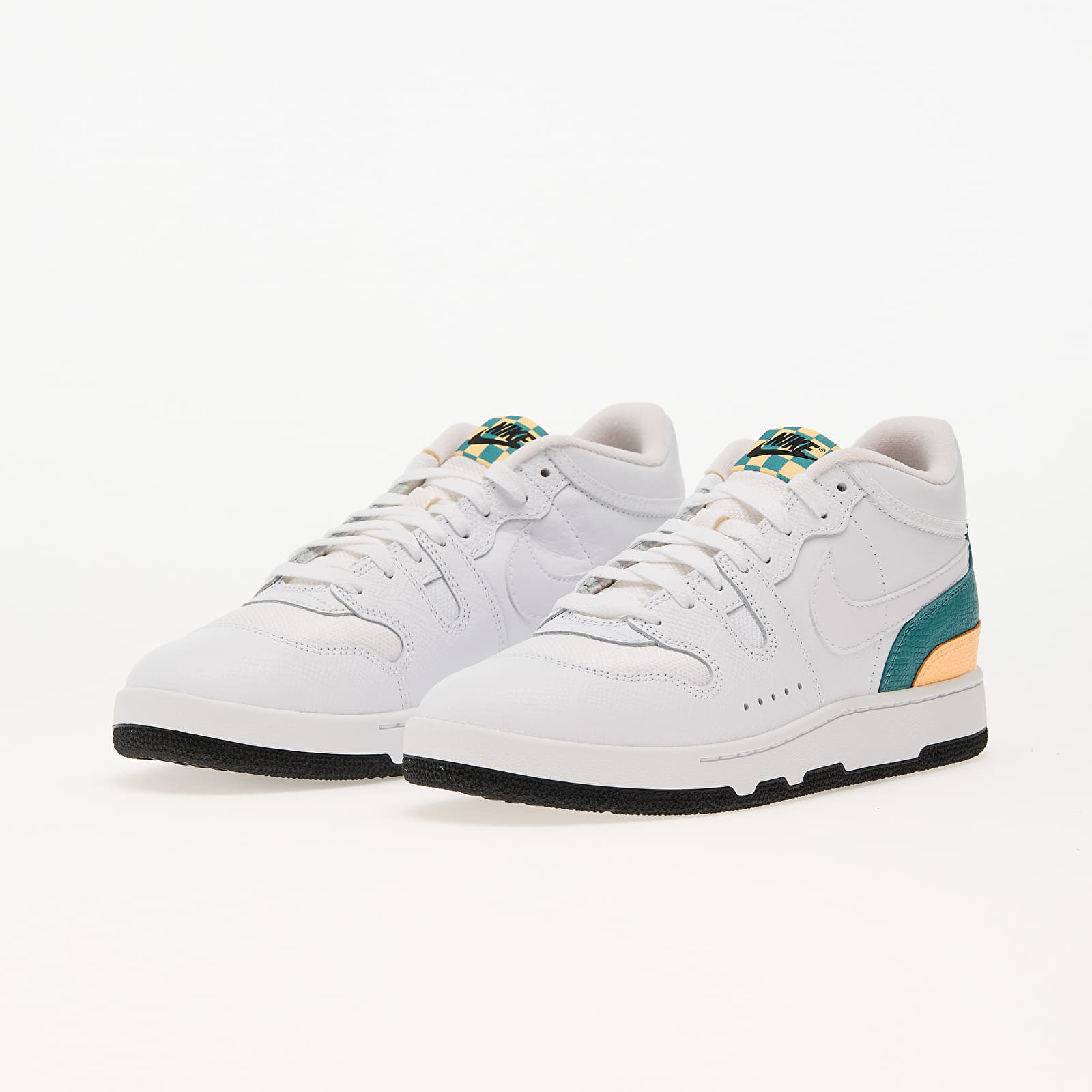 Pánské tenisky a boty Nike Attack White/ White-Mineral Teal-Melon Tint