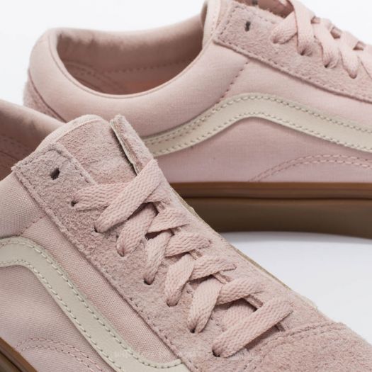 Pink cheap fluffy vans