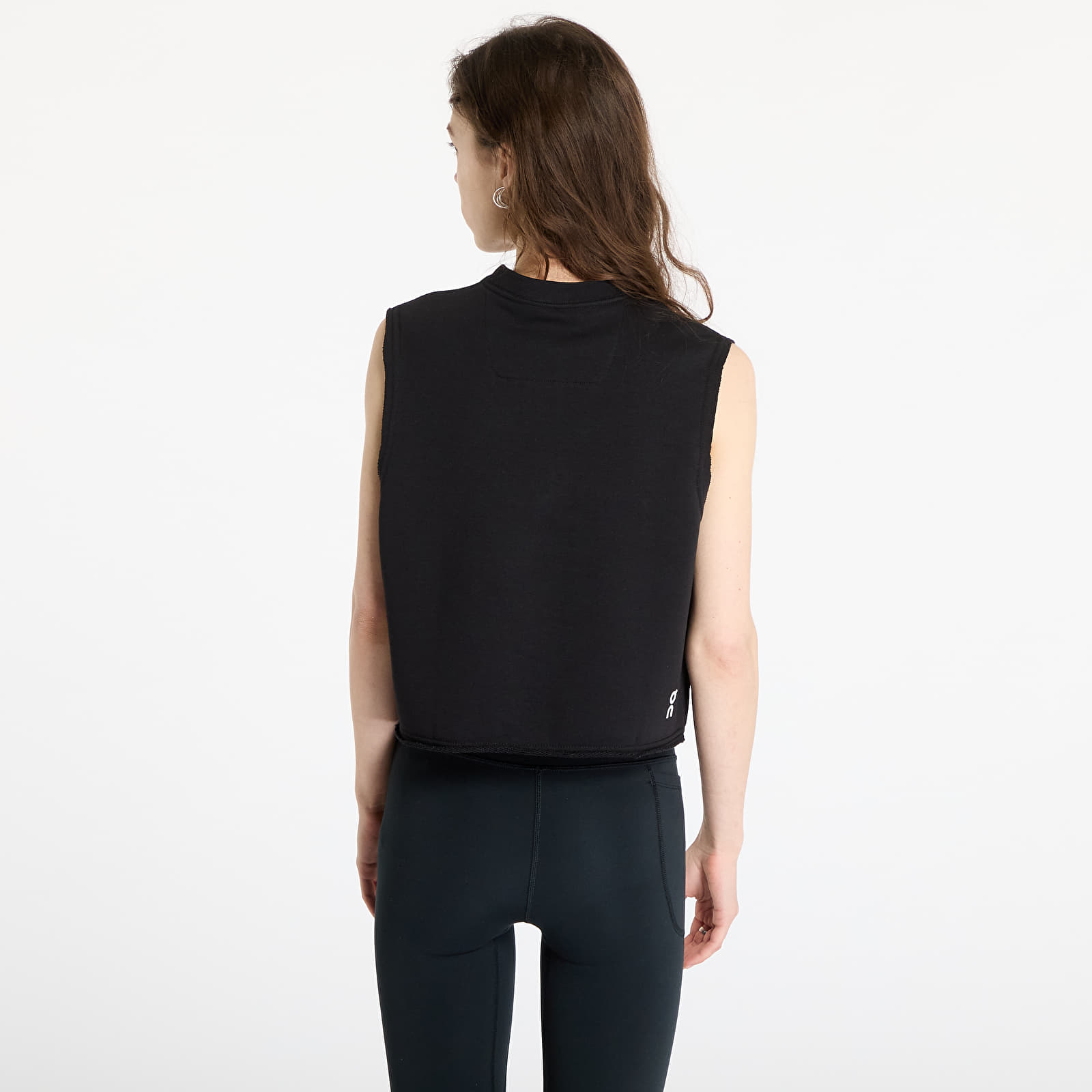 Topy On Club Crew Crop Black