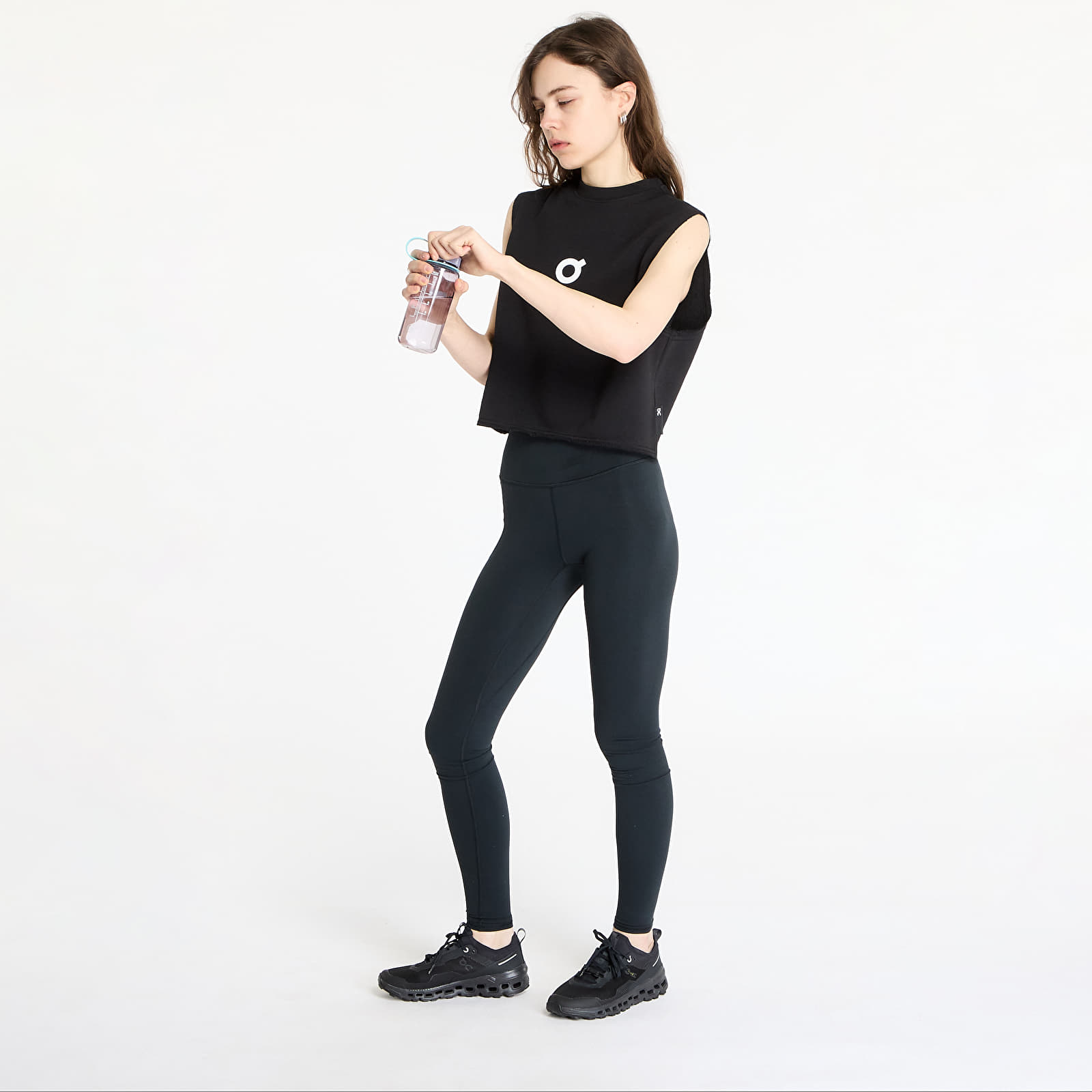 Topy On Club Crew Crop Black