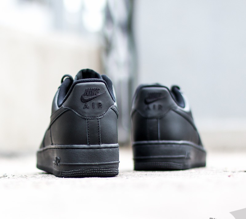 Nike air force 2025 1 low black mens