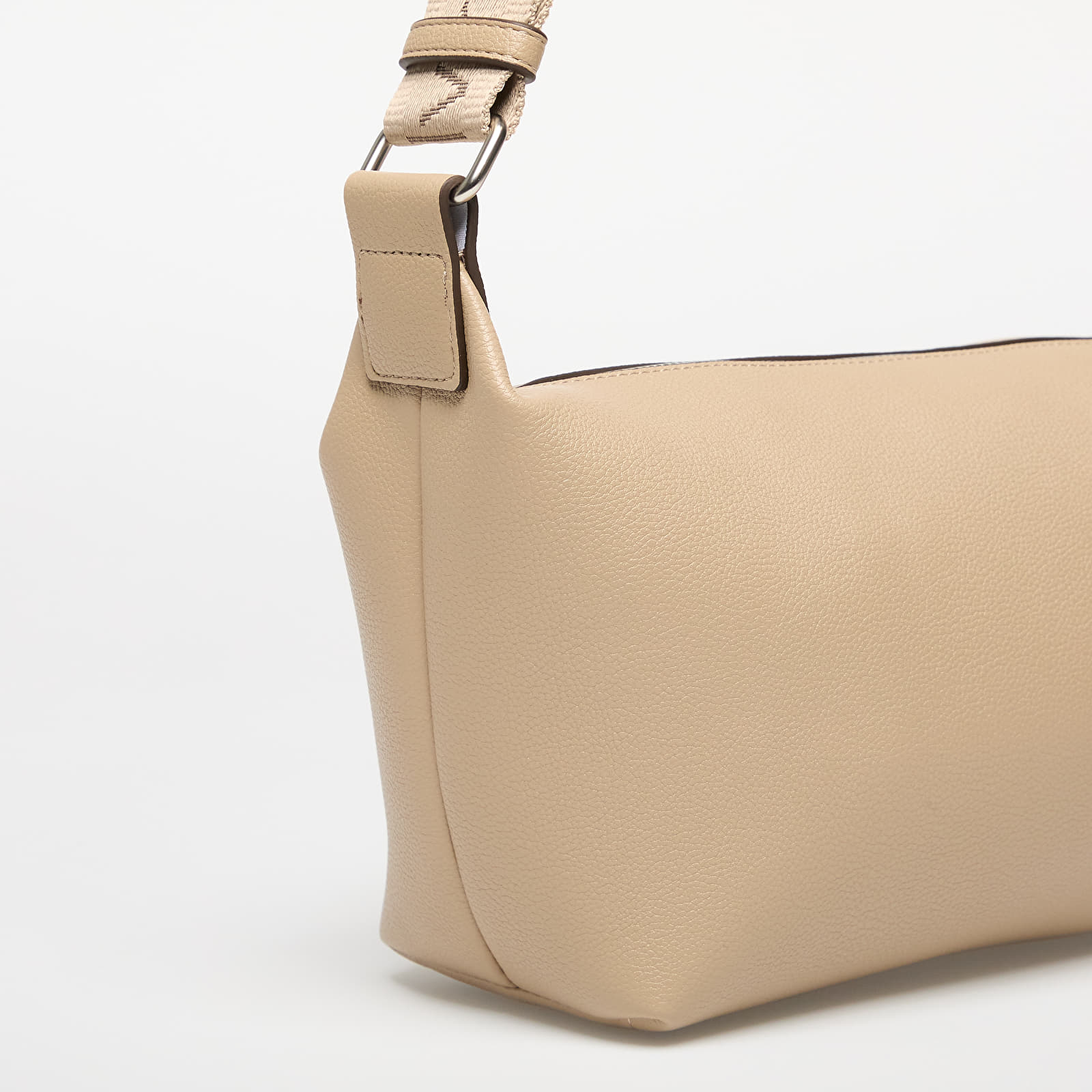Crossbody táskák Calvin Klein Jeans Ultralight Shoulder Bag Gray
