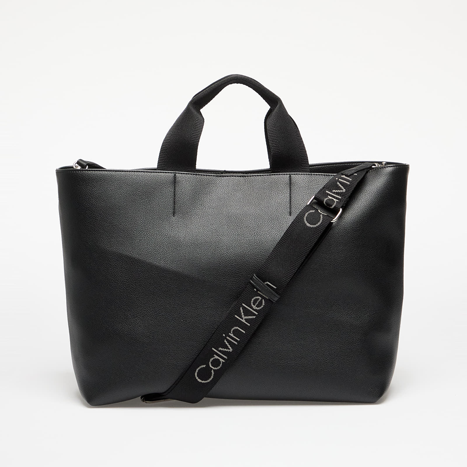 Crossbody táskák Calvin Klein Jeans Ultralight Tote Black