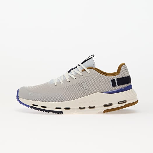 On W Cloudnova Form 2 Silver/ Heather