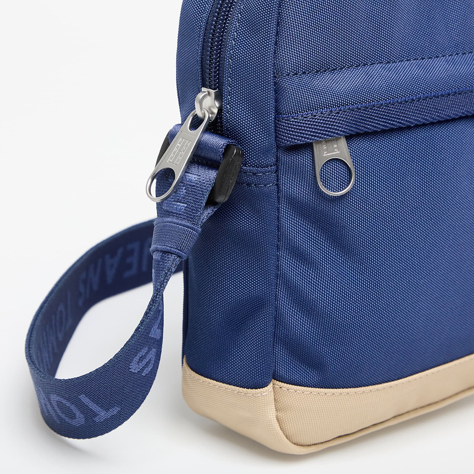 Umhängetaschen Tommy Jeans Essential Daily Square Bag Blue